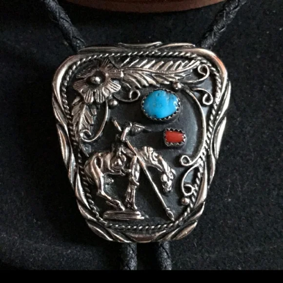 Geniune turquoise and coral Bolo tie - Picture 5 of 6